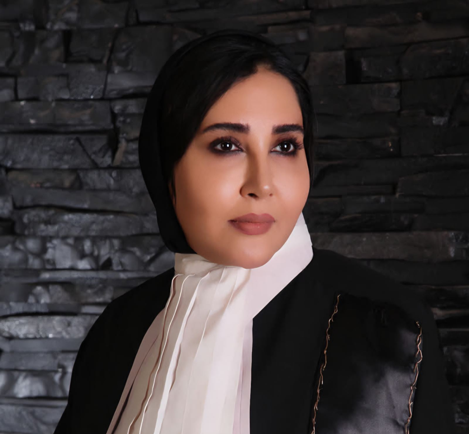 دفتر وکالت مهدیه مهری متانکلائی