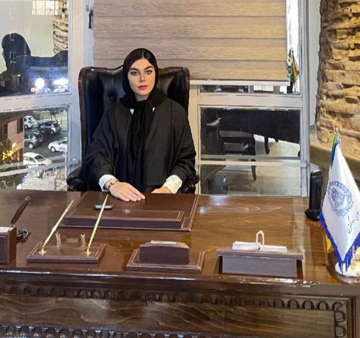 دفتر وکالت وکیل پایه یک زهرا علیزاده