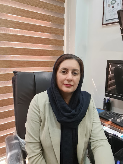 دکتر توکتام موسویان