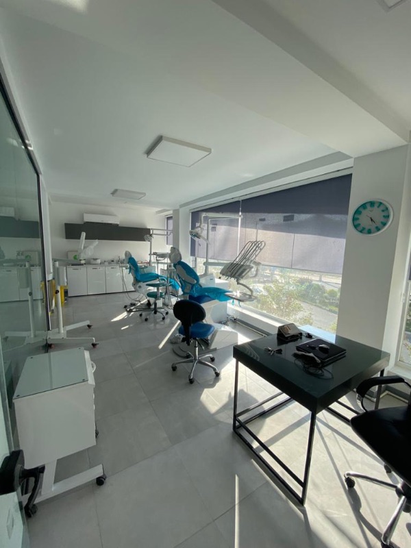 دکتر رها مرادی