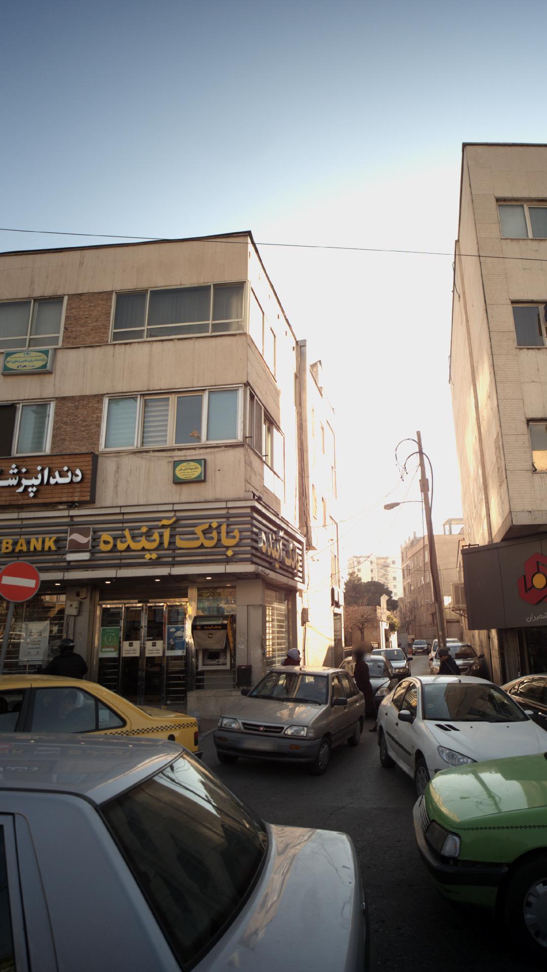دکتر سید شاهرخ تقوی(کلینیک قلب کوروش)