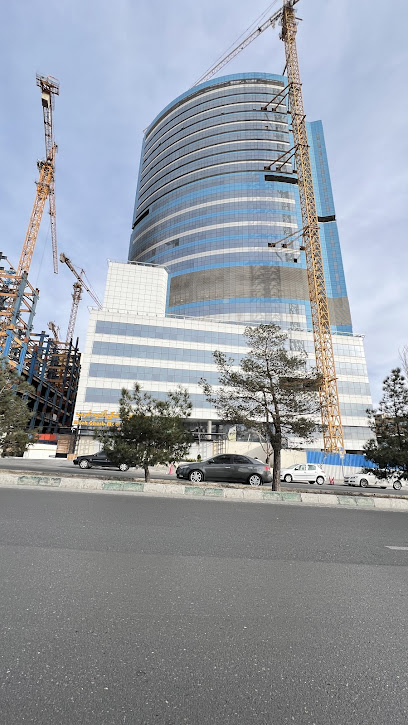 دکتر شهریار ناطق