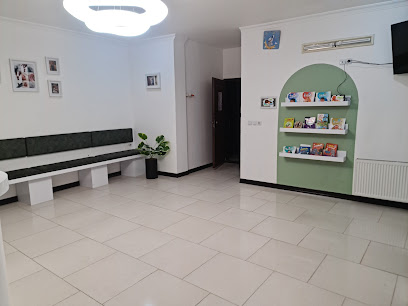 دکتر مرجان کارگر