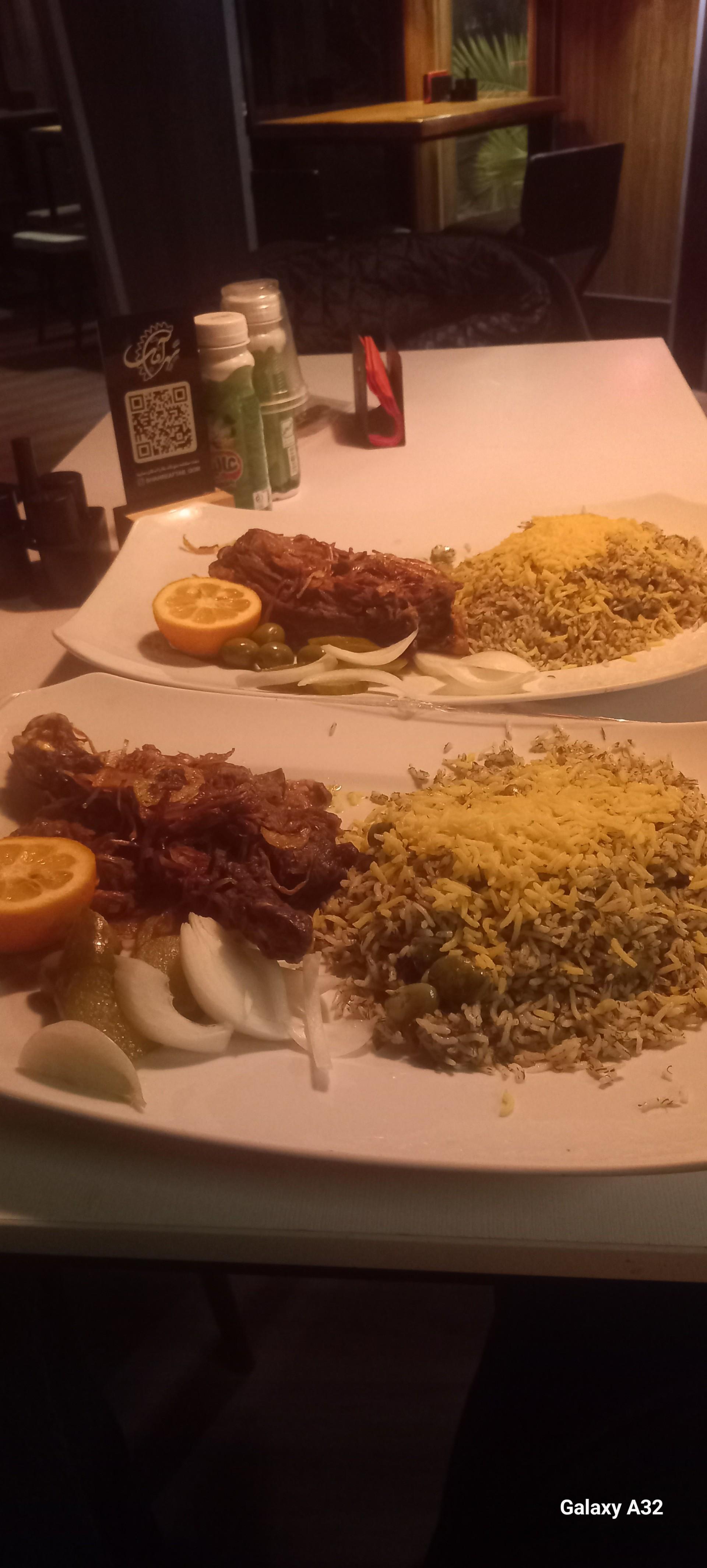 رستوران اجاق باشی
