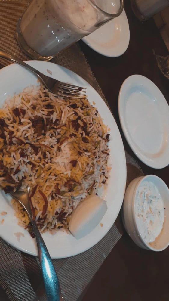 رستوران اقبالی