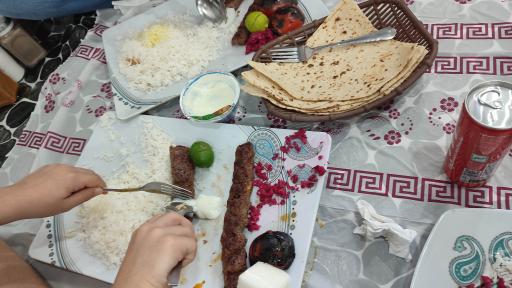 رستوران الماس شرق