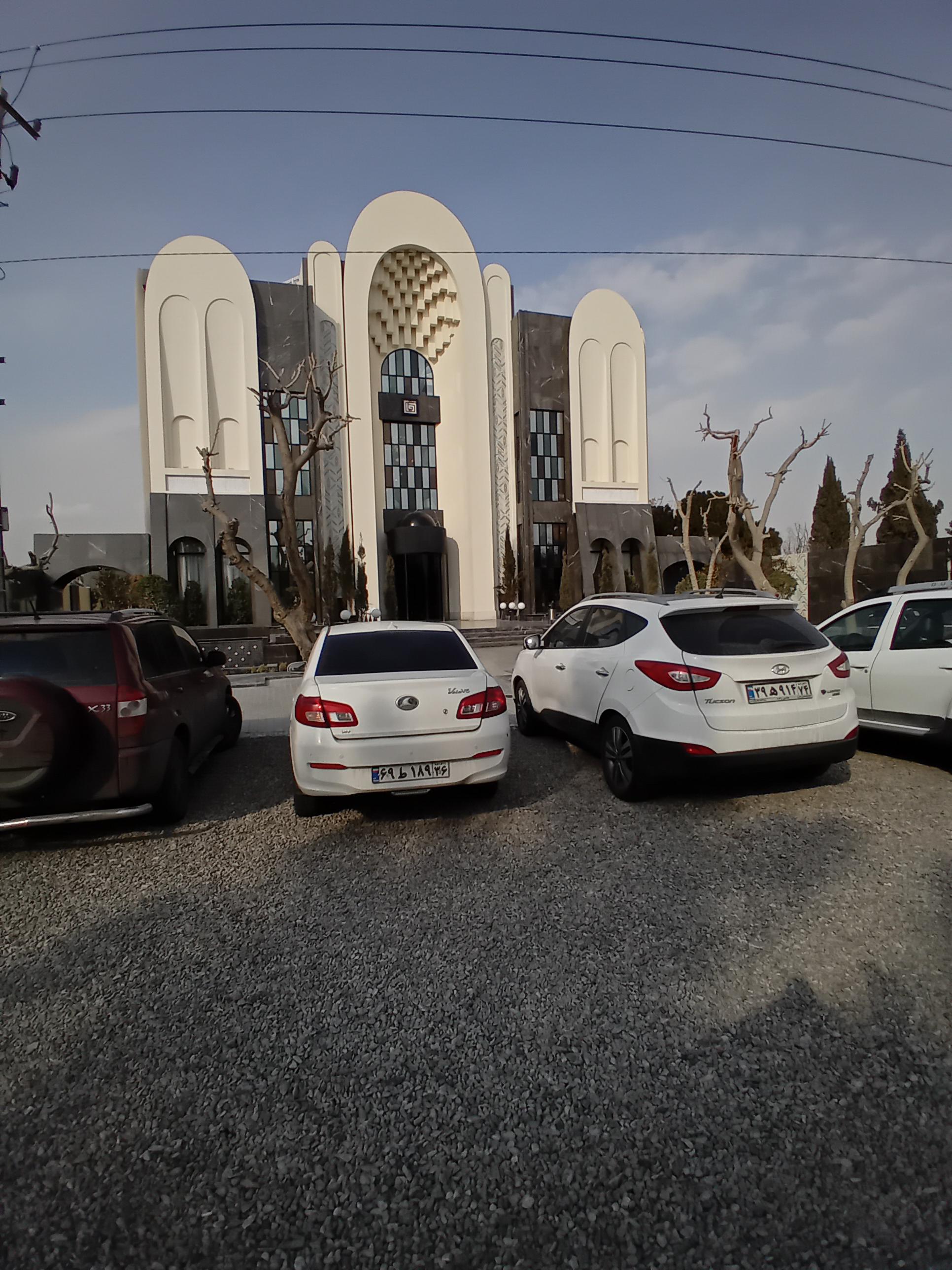 رستوران جان Jân Plaza