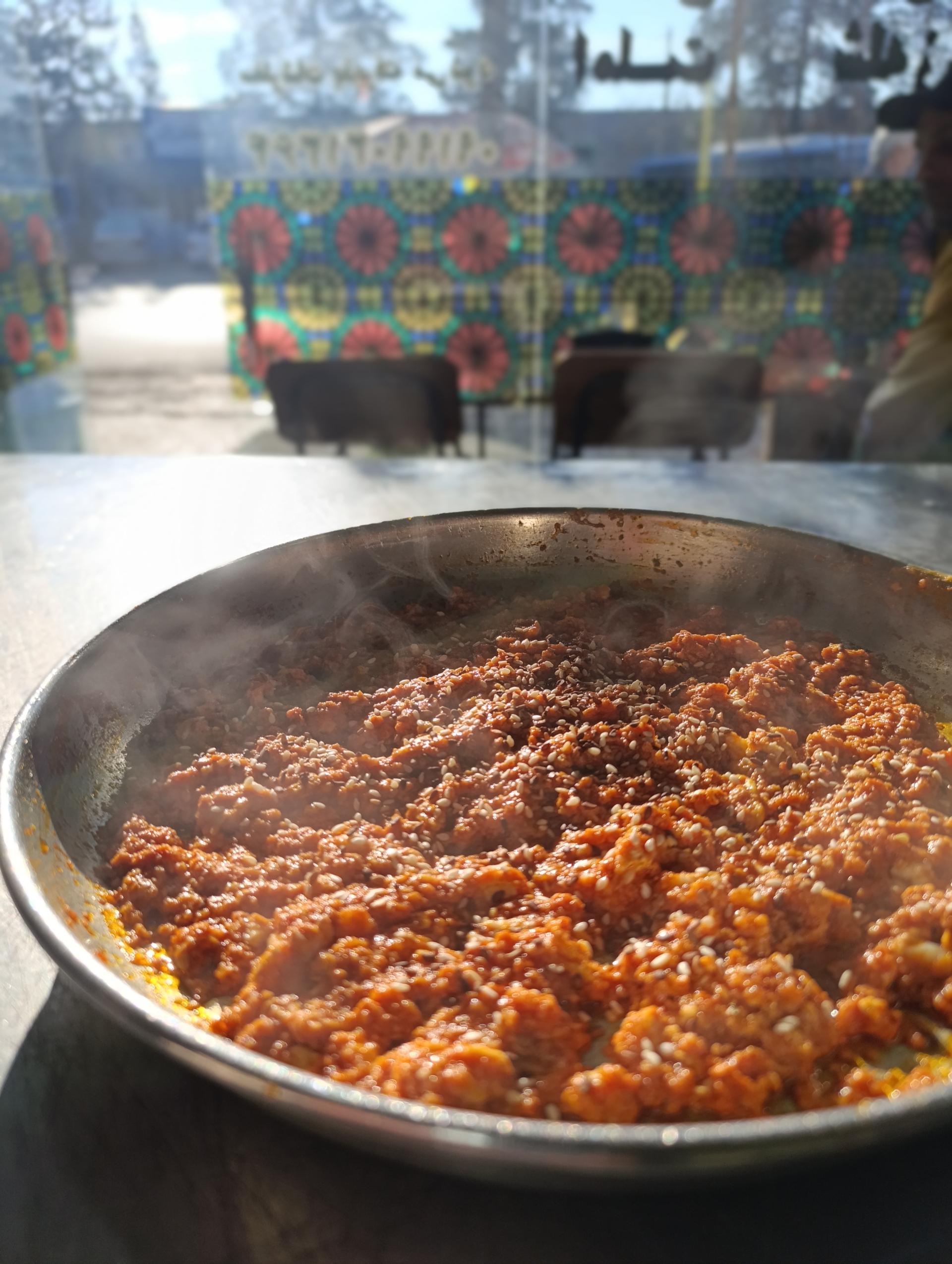 رستوران حیاط نقلی