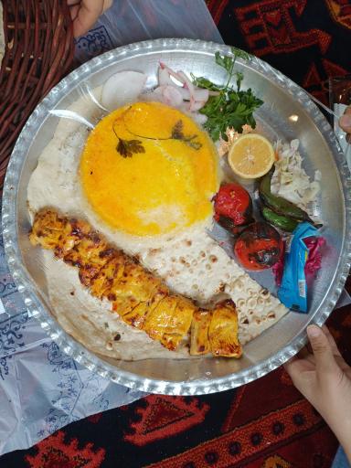 رستوران دایه