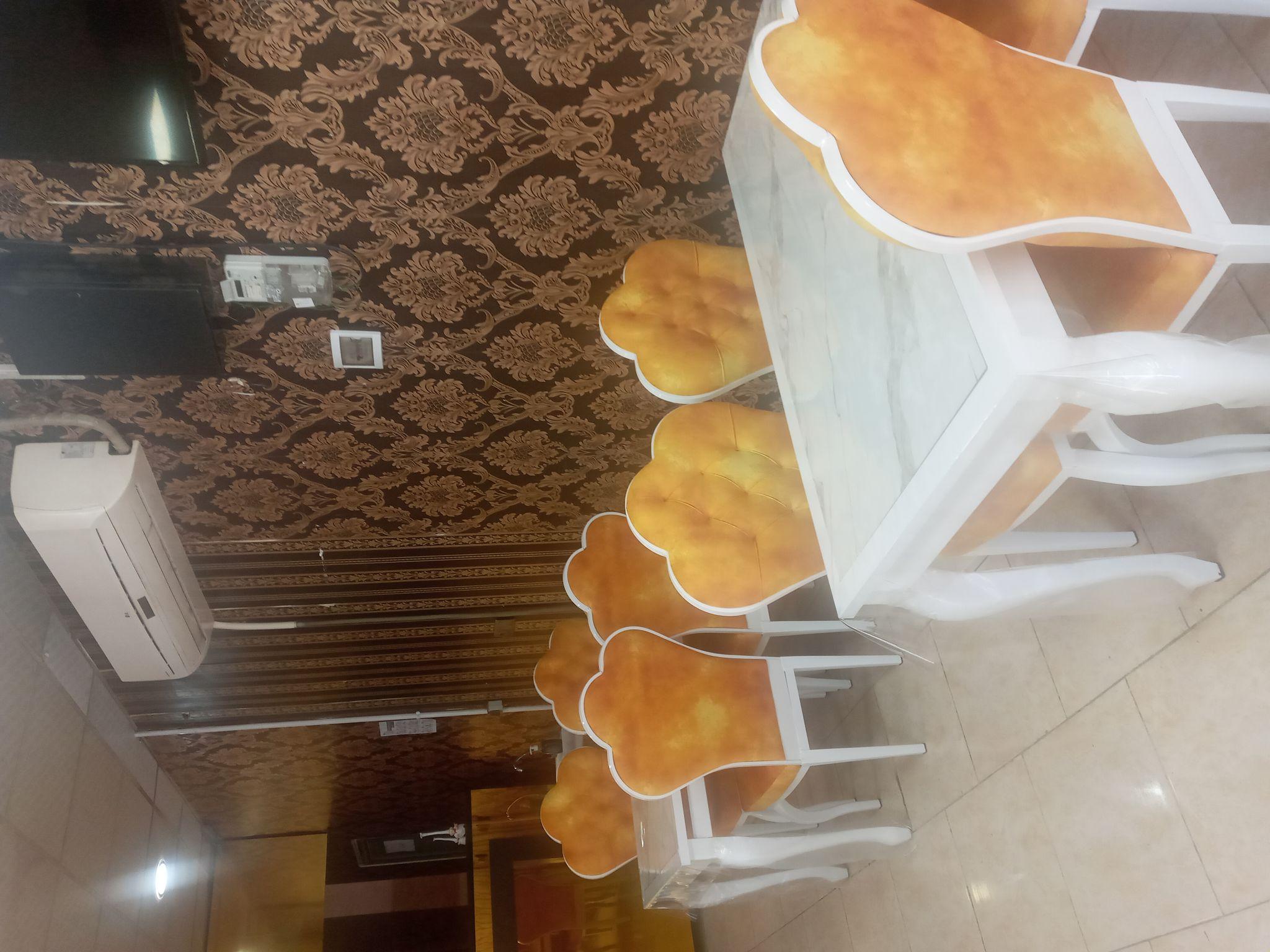 رستوران زعفرون
