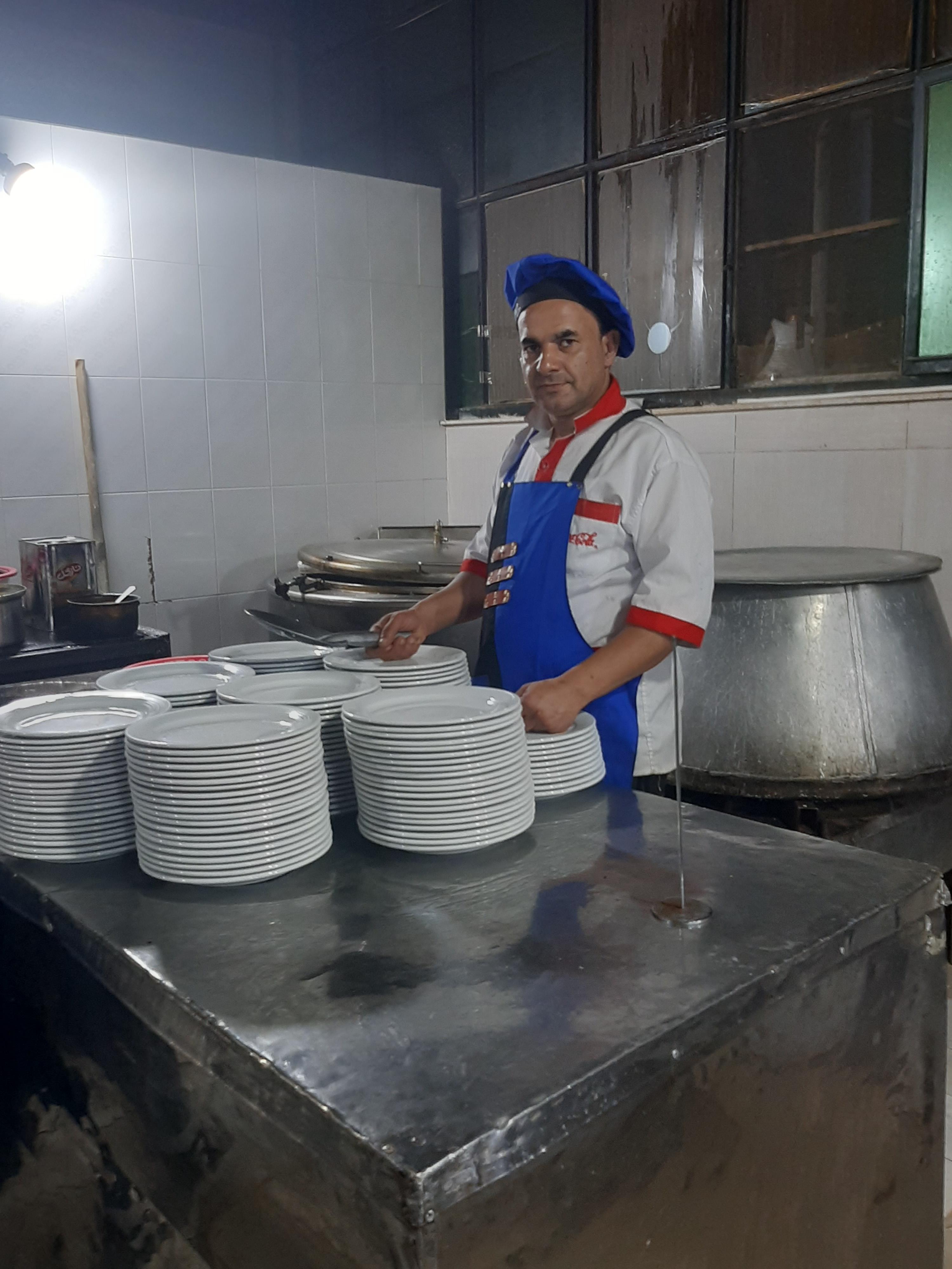 رستوران زیتون غلامی