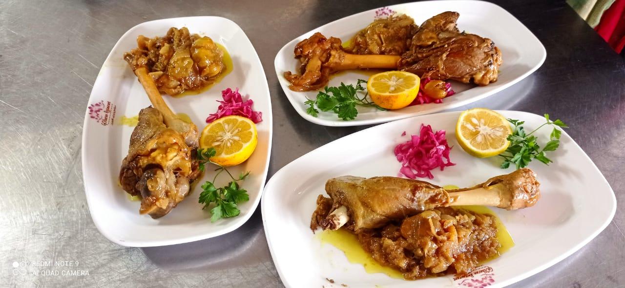 رستوران ساحلی گلباران
