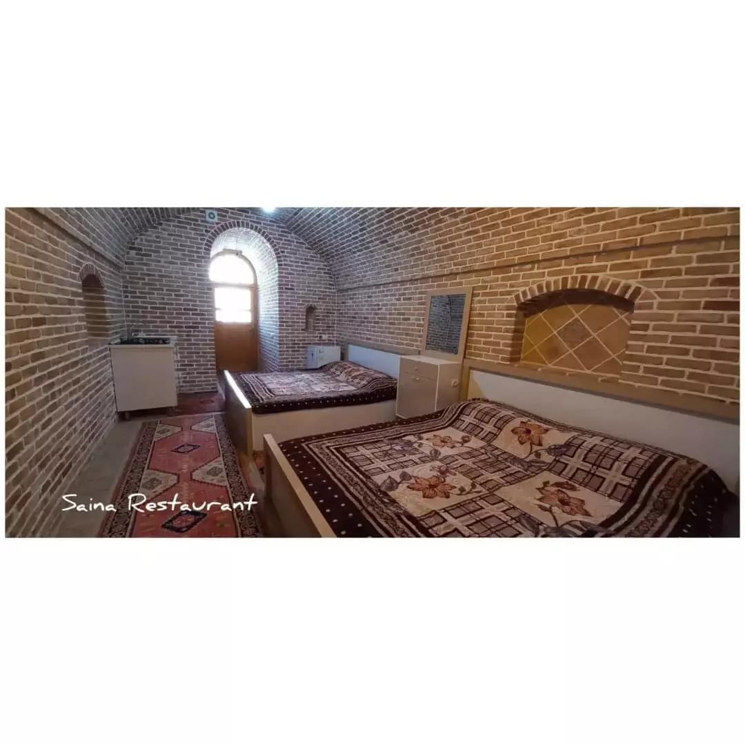 رستوران ساینا