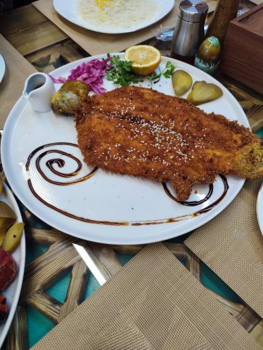 رستوران سنتی سورکو