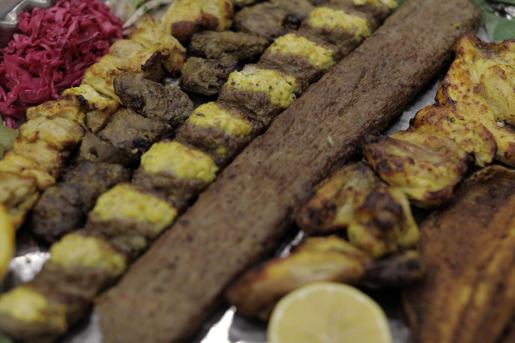 رستوران سنتی شهر افتاب