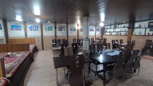 رستوران سنتی هزار دستان