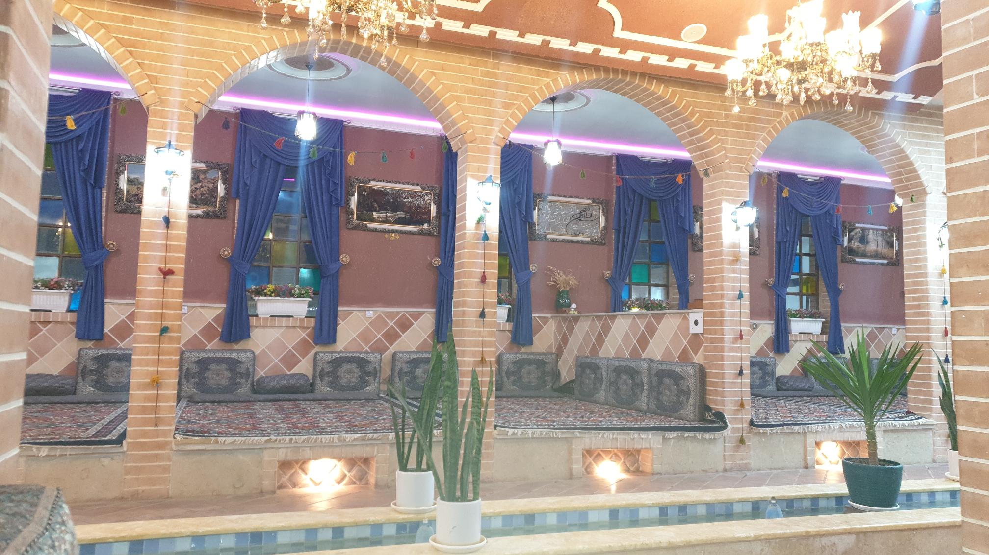 رستوران شهرزاد
