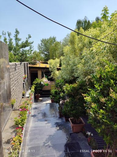 رستوران طبیعت