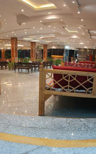 رستوران فردیس