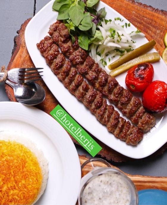 رستوران،فست فود،کافیشاپ،روف گاردن،آلاچیق برجیس