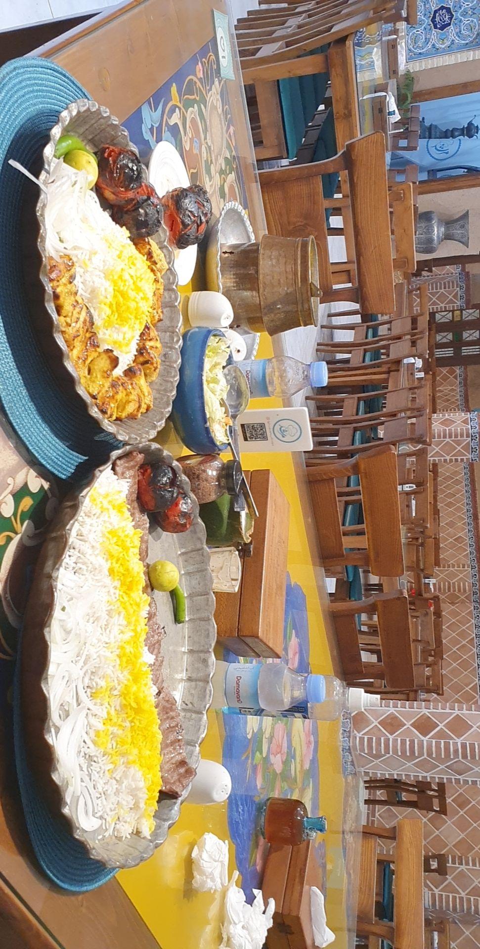 رستوران مرشد نور