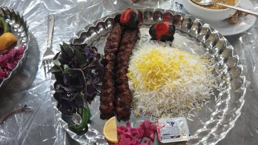 رستوران میلاد
