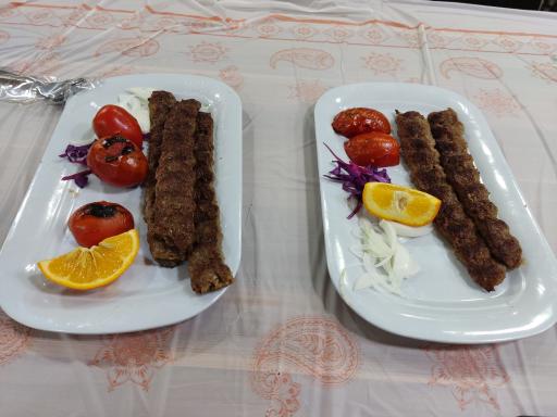 رستوران نمونه