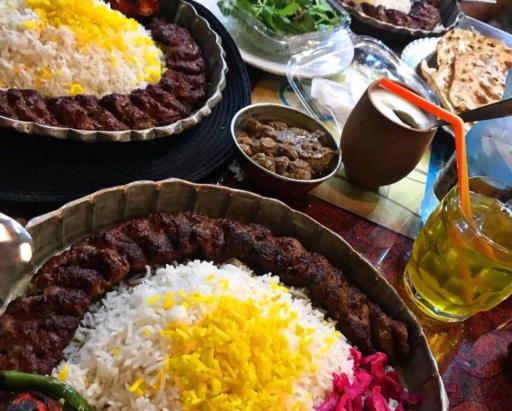 رستوران نمونه