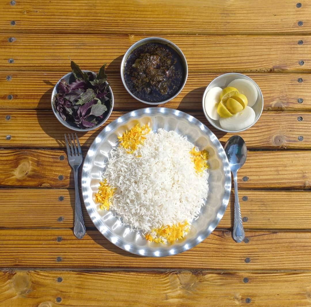 رستوران و تهیه غذا علی
