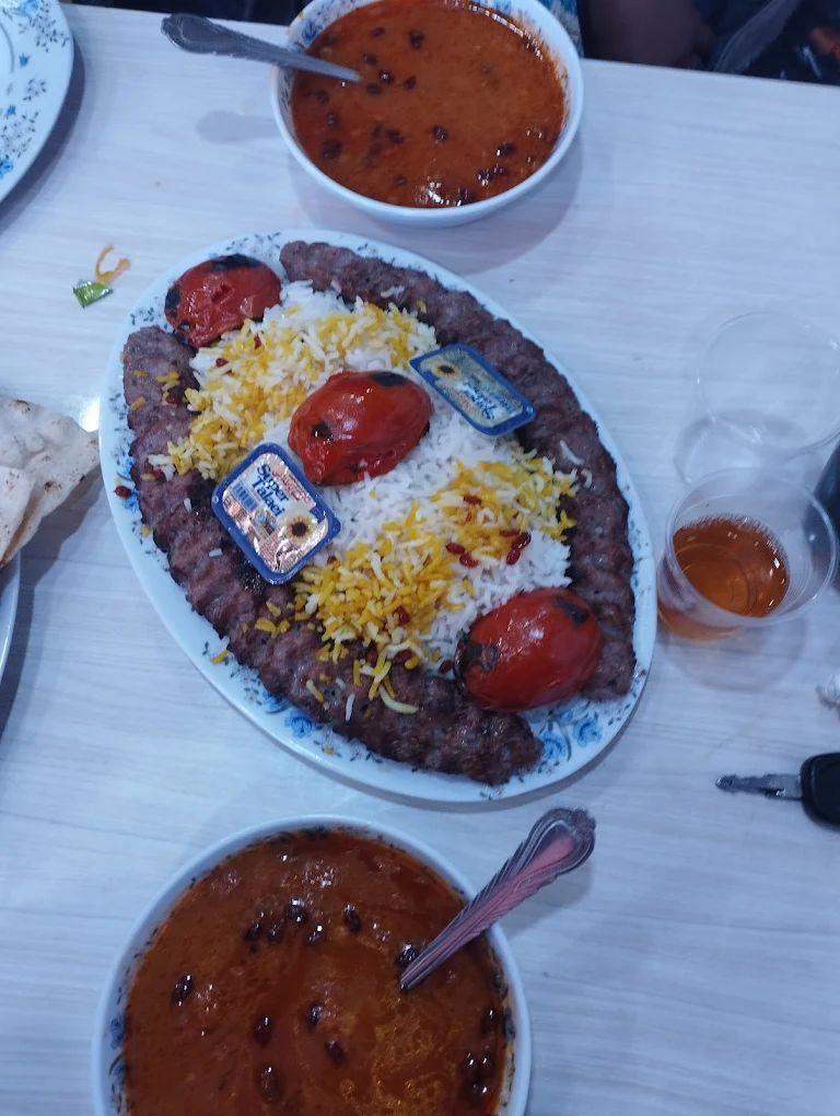 رستوران و سلف سرویس حاج بابا