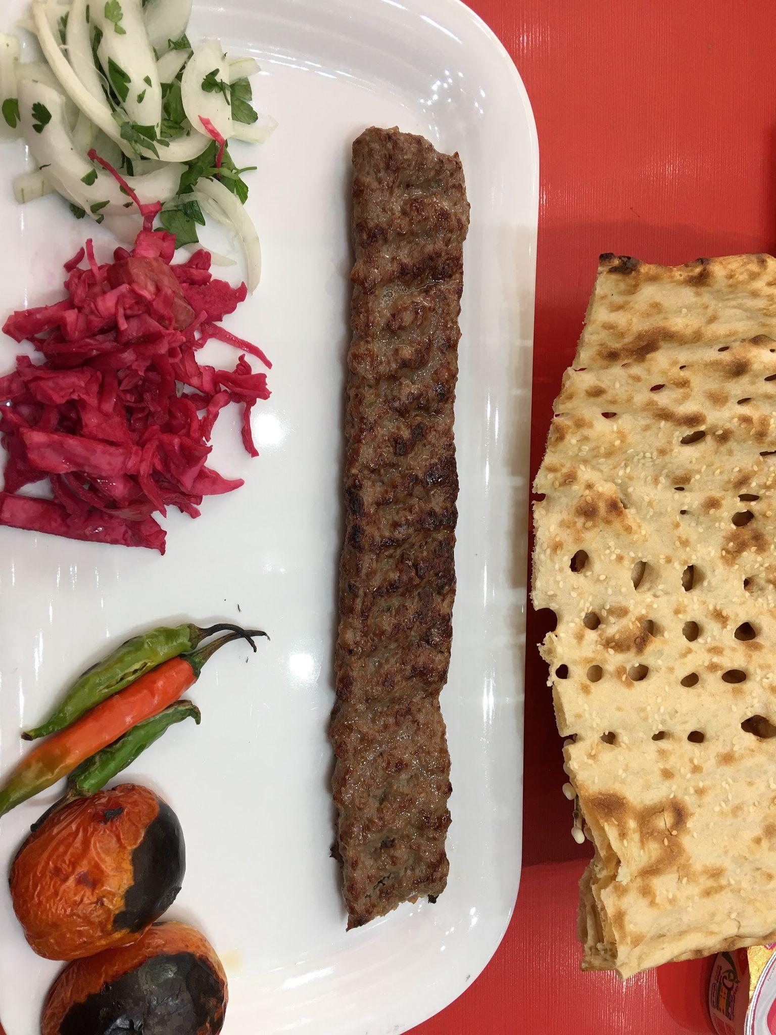 رستوران وکباب سنتی افق بناب