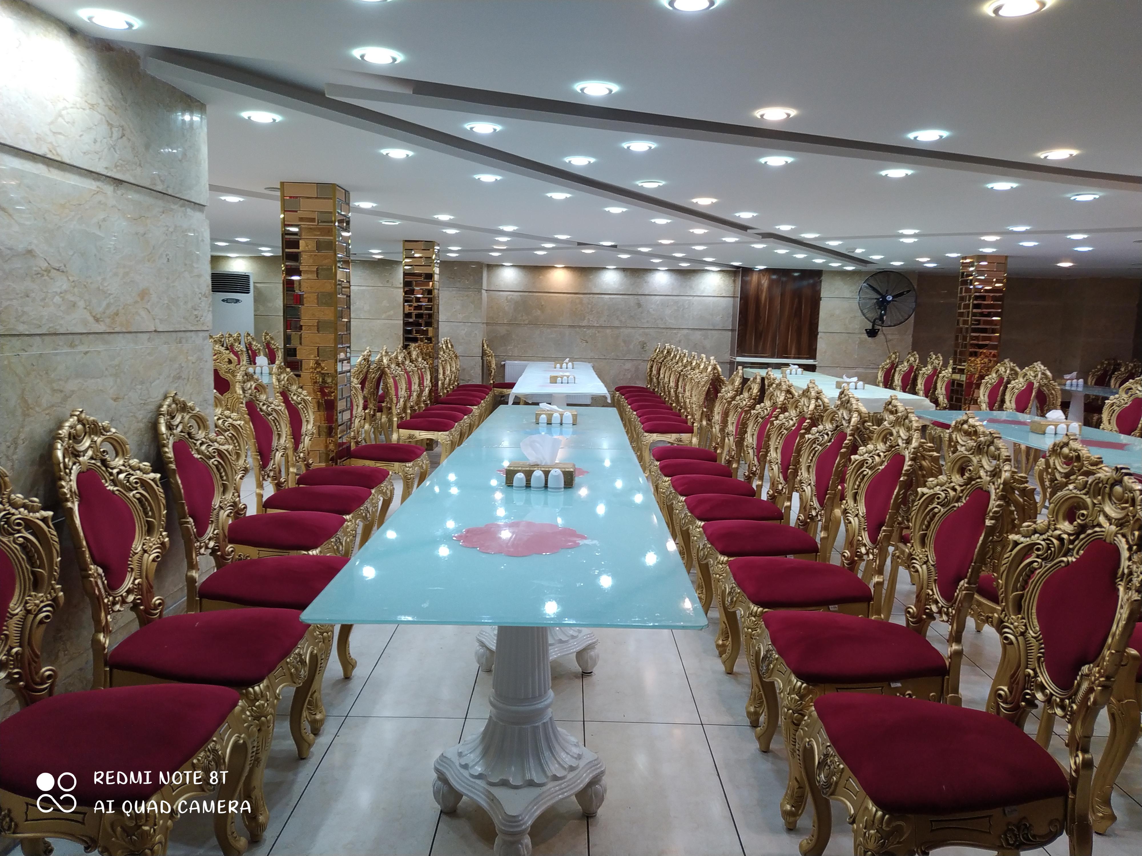 رستوران پارمیس