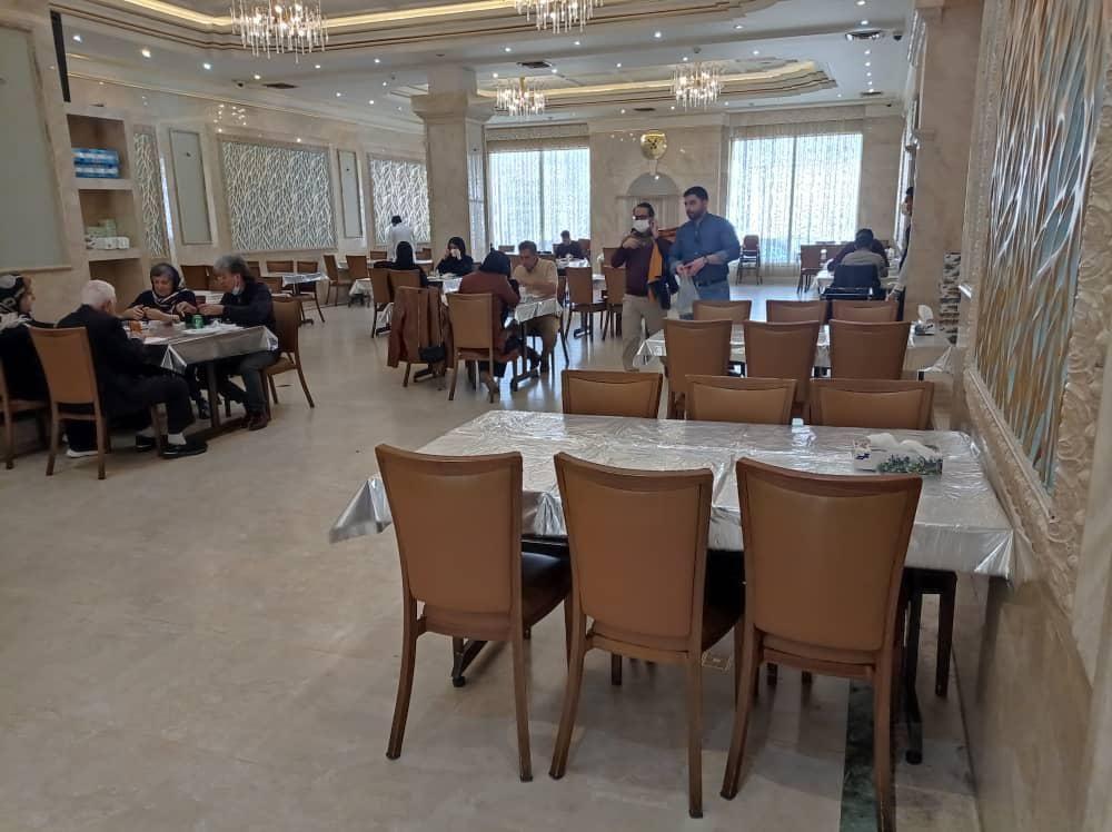 رستوران پسران کریم