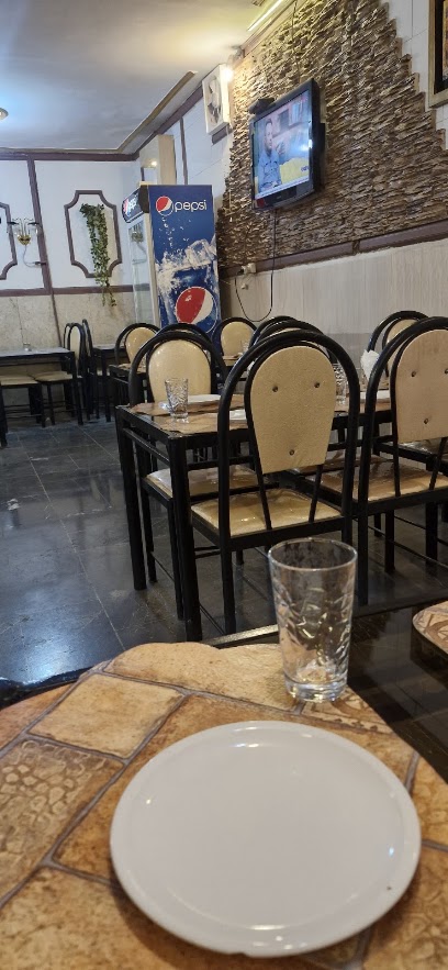 رستوران چارستون