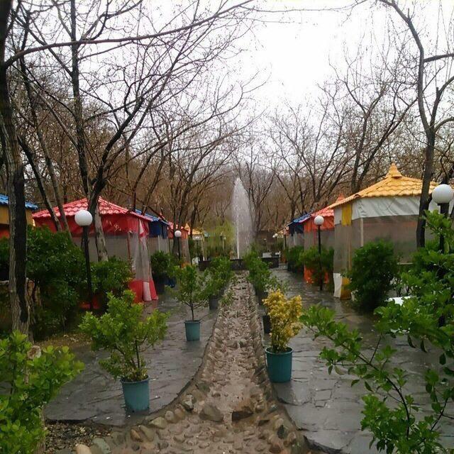 رستوران کاخ سنگی