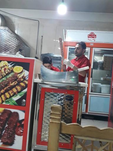 رستوران کباب ساطوری تک بناب