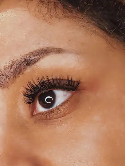 سالن زیبای چهره نگار قشم ۱