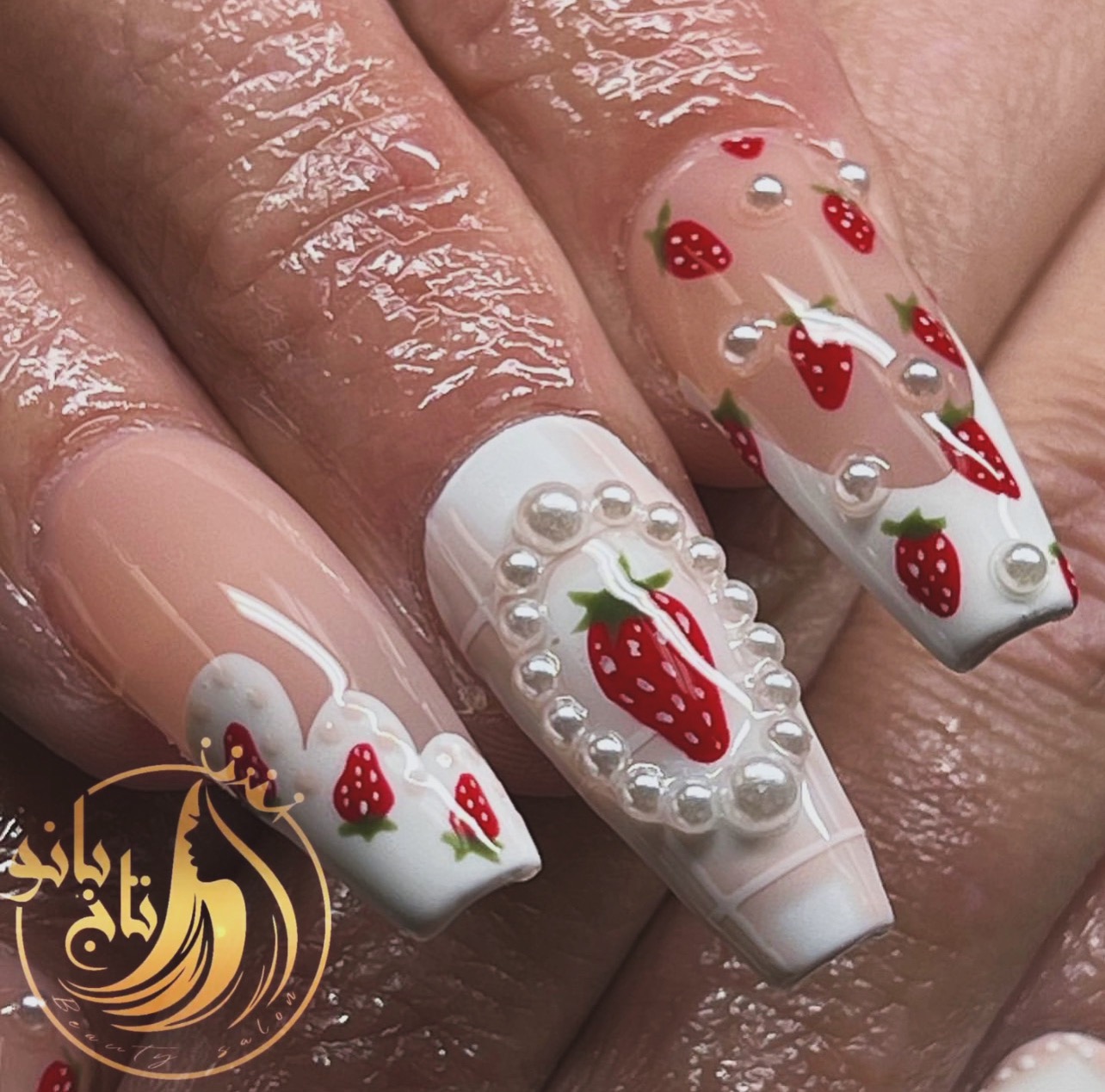 سالن زیبایی تاج بانو
