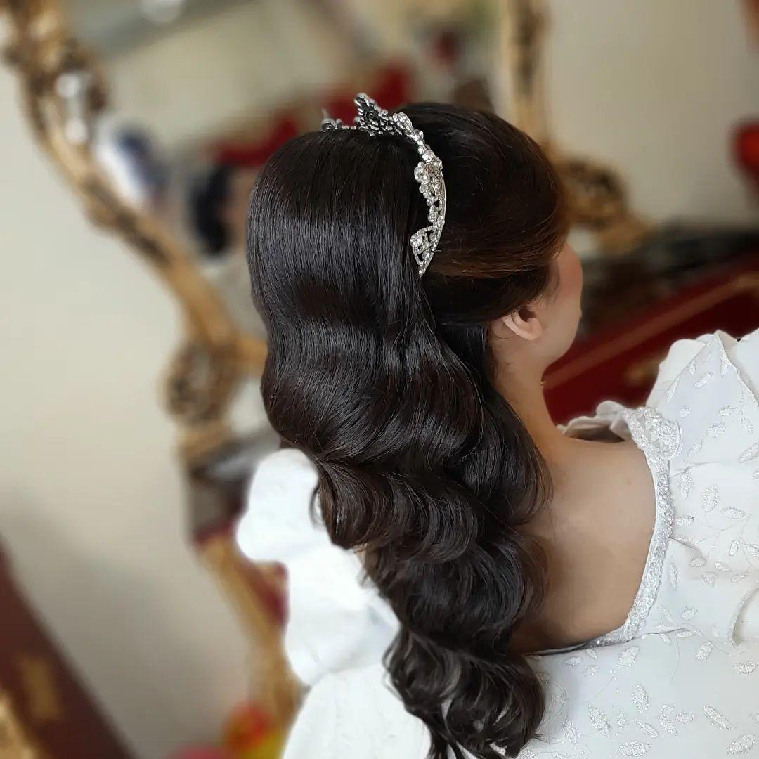 سالن زیبایی عروس دی