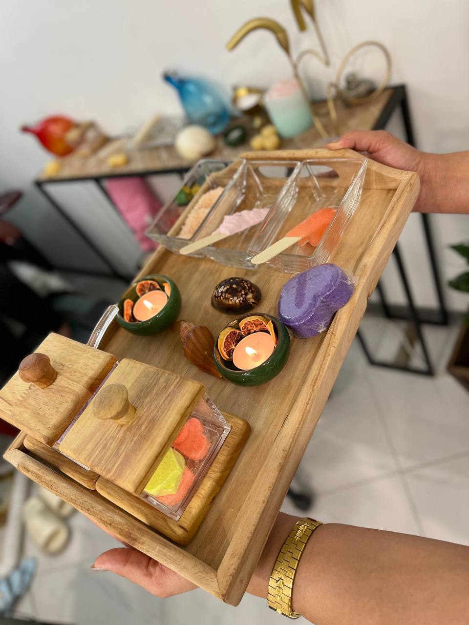 سالن زیبایی هرمود - HAIRMOOD SALON