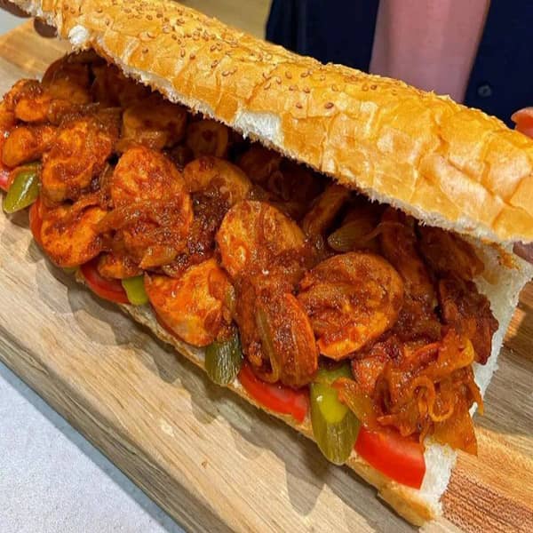 ساندویچی ۳۳