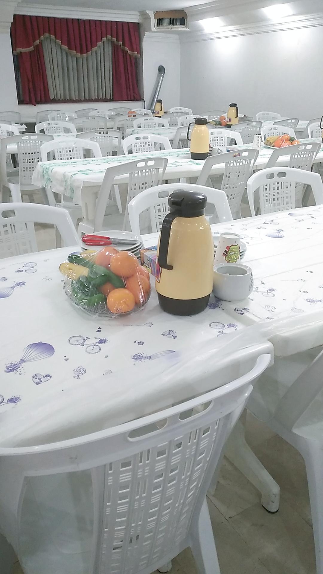 سفره سرای خان منش
