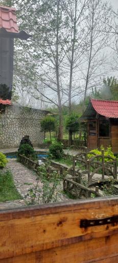 سفره سرای سنتی پل شاهپور