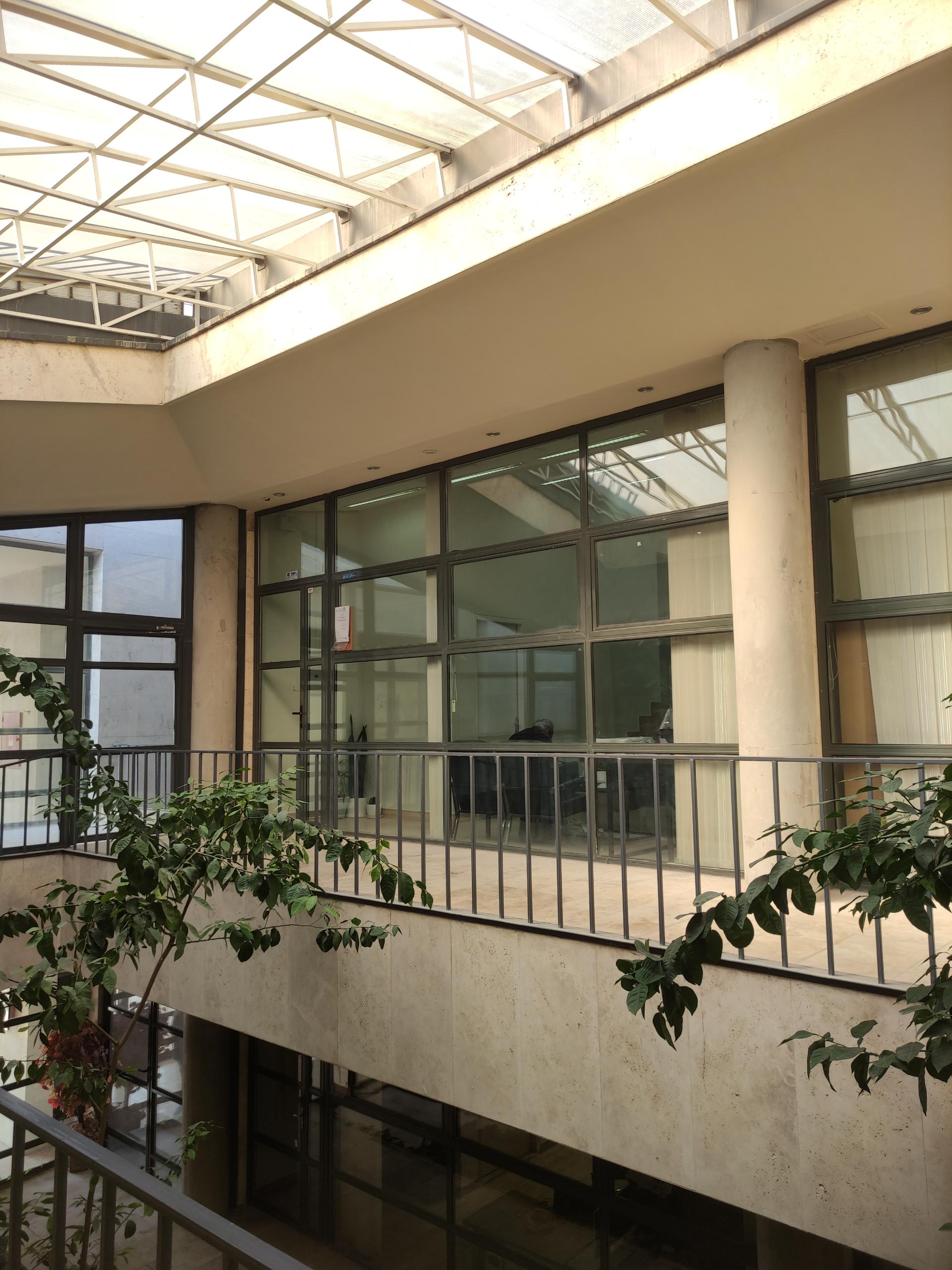 شرکت دانش بنیان آتی اندیشان بصیر