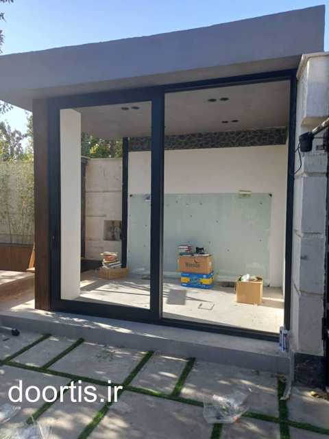 شرکت درتیس