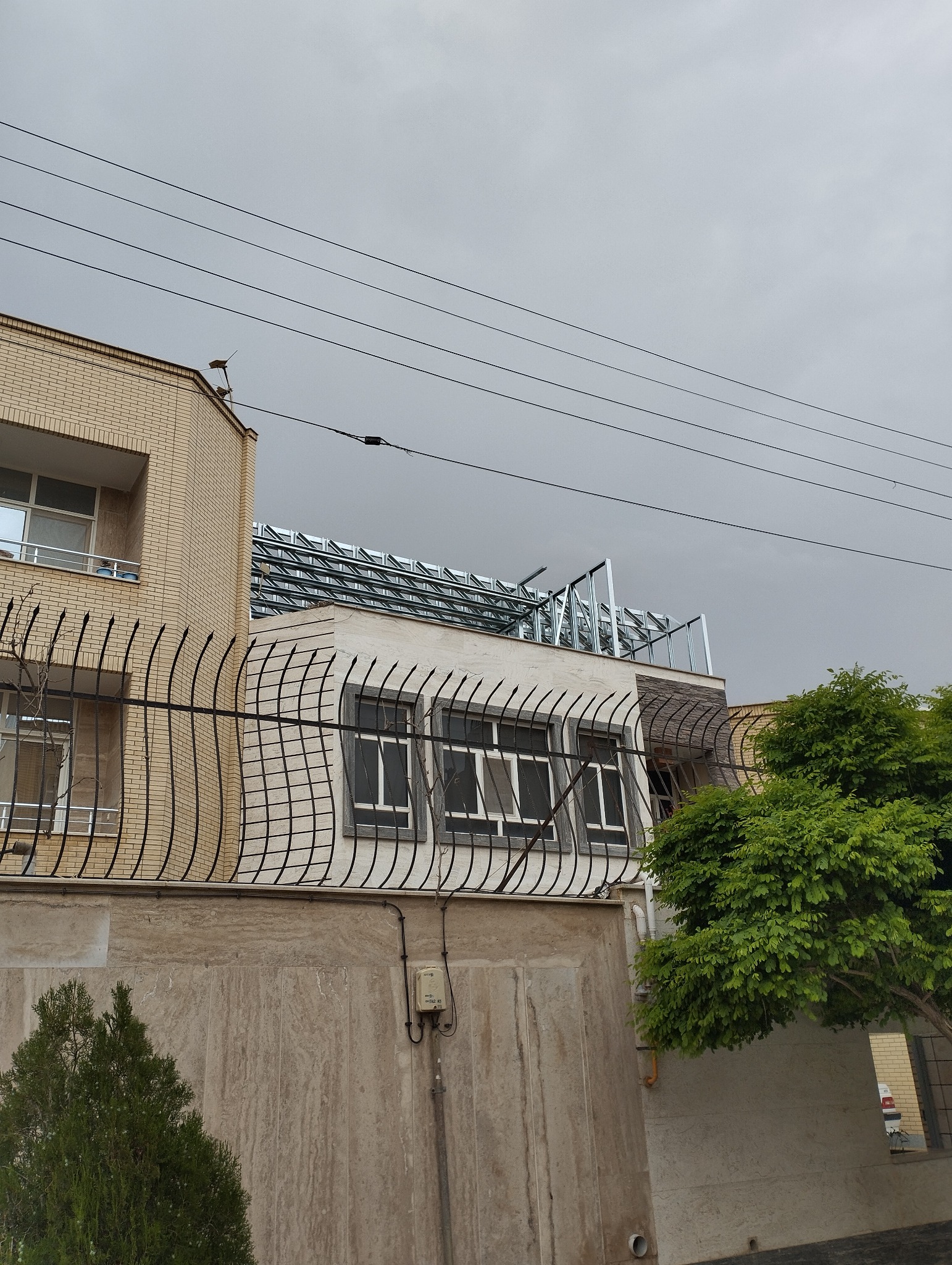 طراح و مجری ساختمانهای سبک فولادی LSF