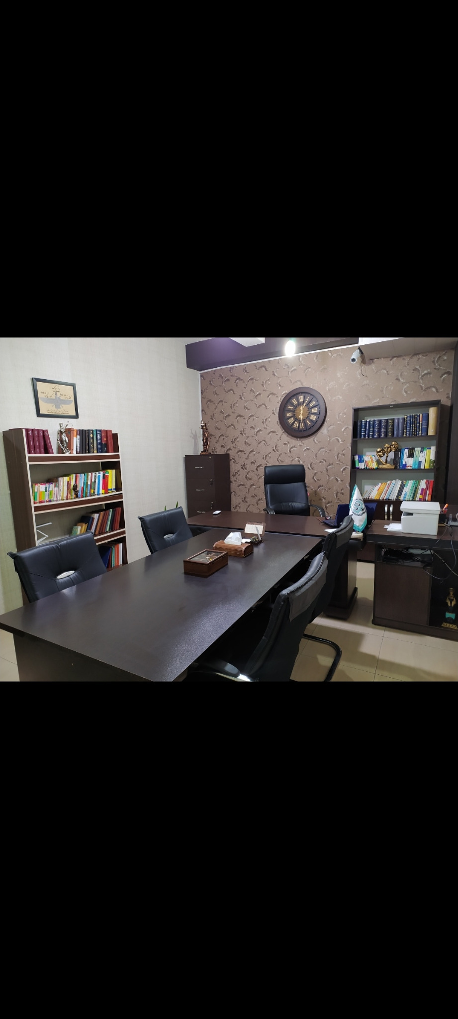 عاطفه لیامی وکیل پایه یک دادگستری