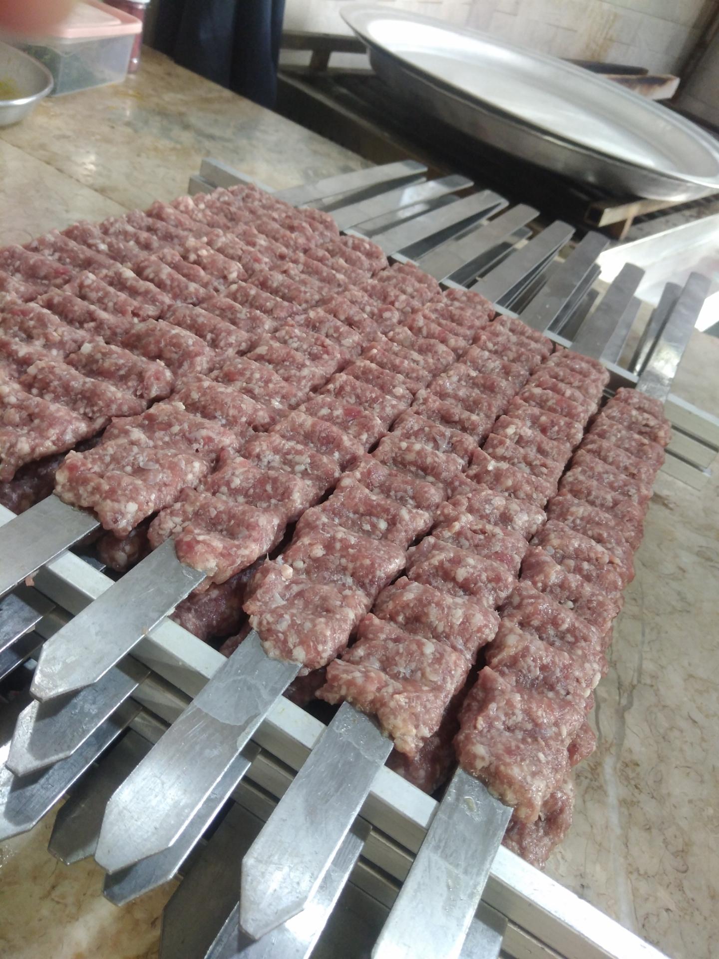غذا‌خوری عارفی