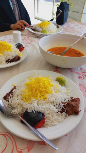 غذا خوری میرزا آذربایجان