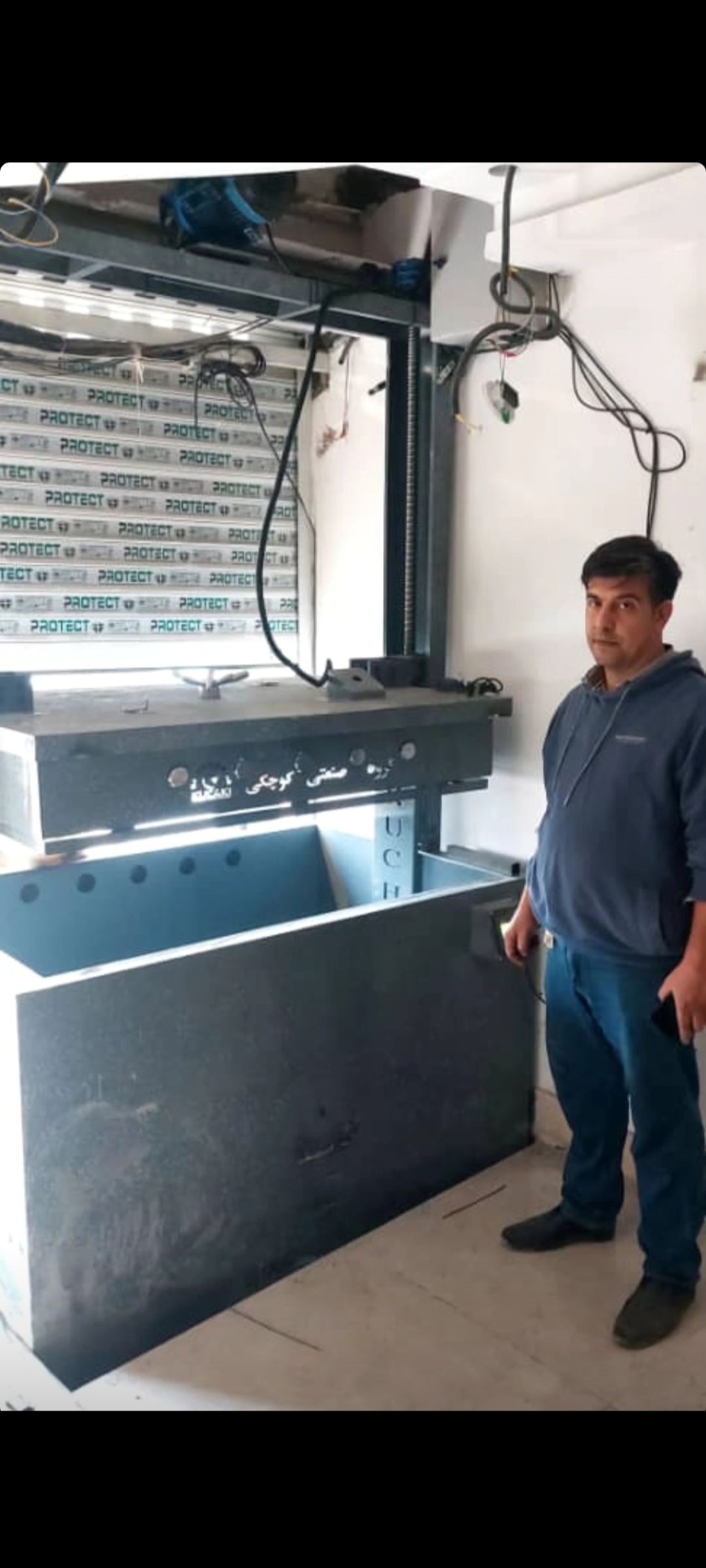 فروش گاوصندوق کوچکی